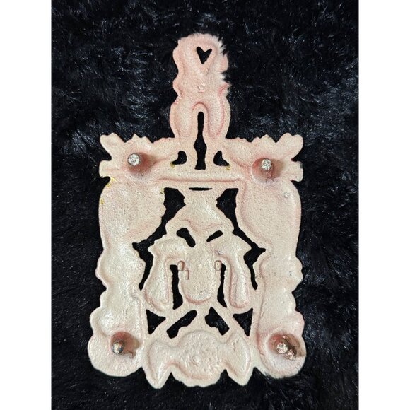 Vintage Gold-Tone Trivet Wall Plaque With Floral Scroll & Grapevine Design - Picture 2 of 7